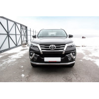 Защита переднего бампера d76 Toyota Fortuner (2017)