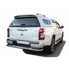 Защита заднего бампера d57 с бампером Mitsubishi L-200 (2018)