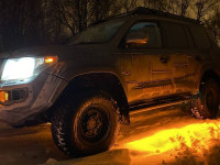 Пороги с подсветкой KDT для  Toyota Land Cruiser 200